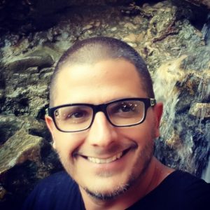 דניאל עוזיה